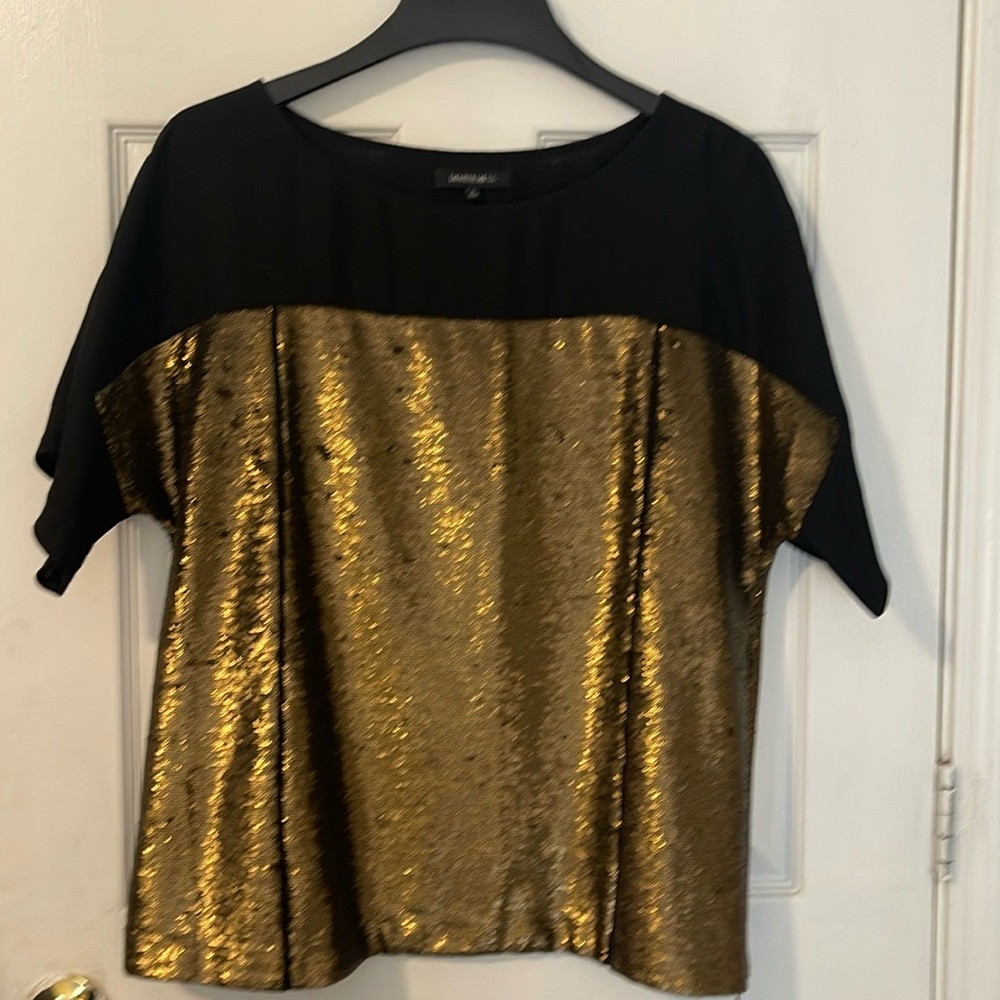 Used women blouse